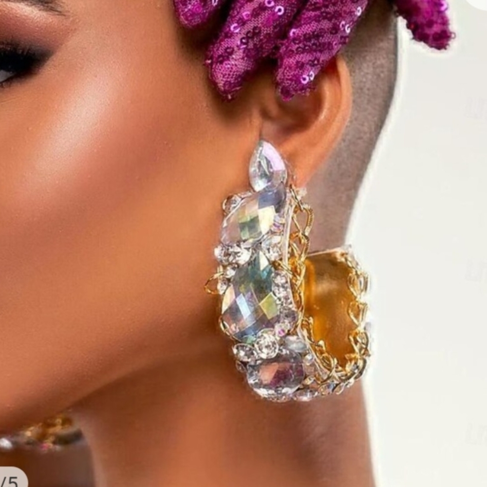 Gold and Iridescent Crystal Jewelry Set